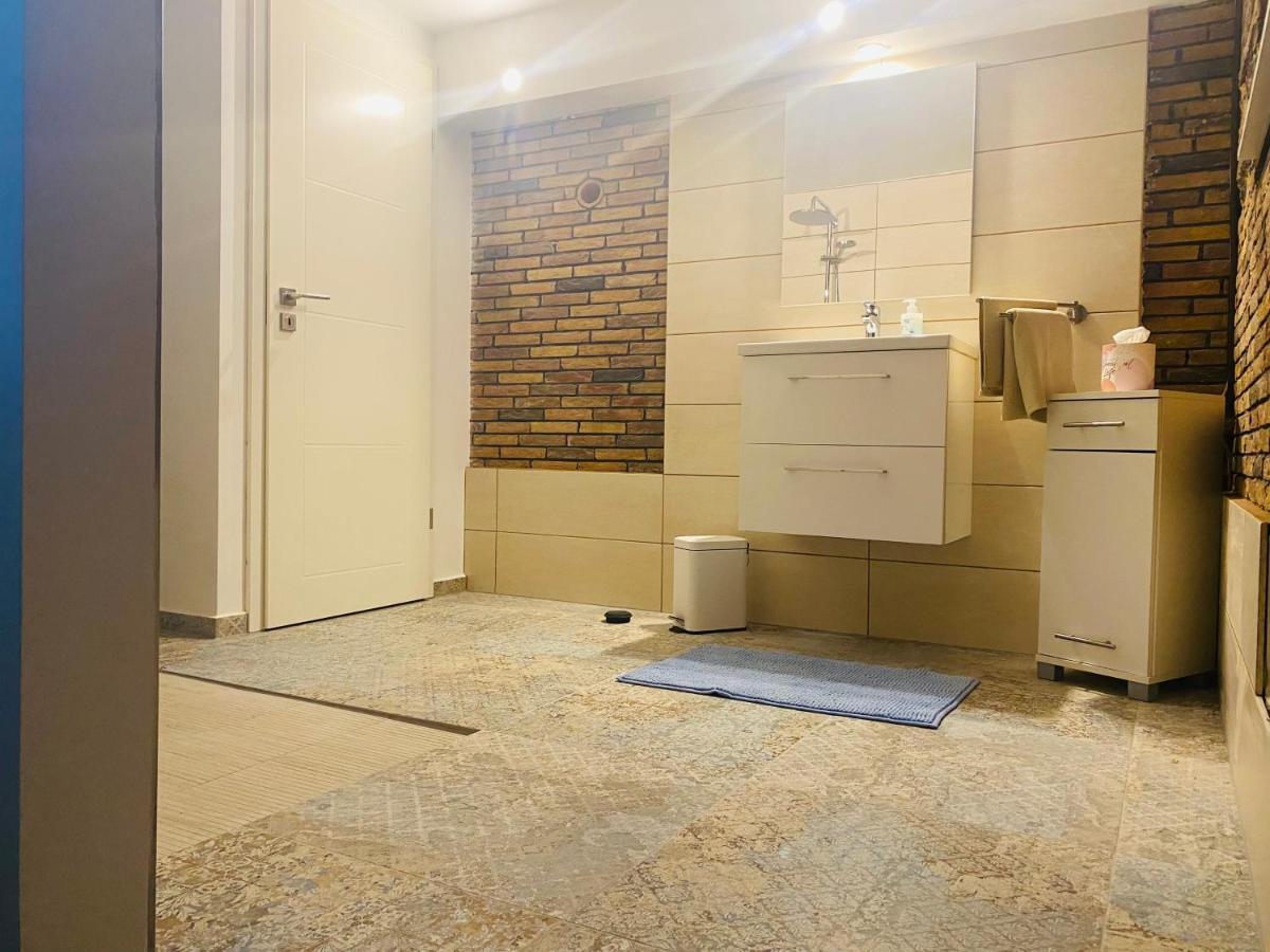 Tinyhaus & Souterrain Apartment In Ortenberg Ortenberg  Экстерьер фото